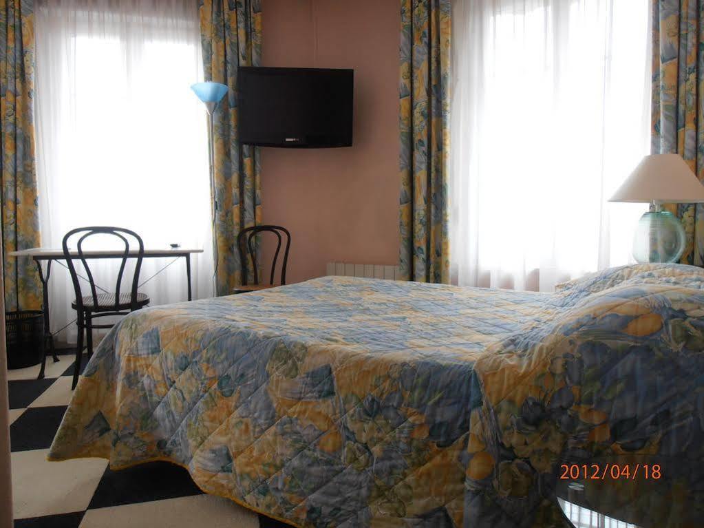 Hôtel de la Meuse Charleville-Mézières Extérieur photo